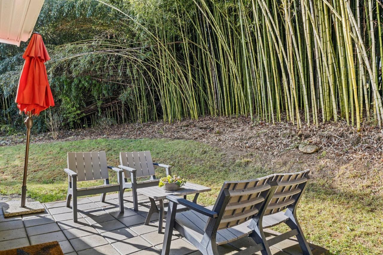 The Bamboo Bungalow เฮนเดอร์สันวิลล์ ภายนอก รูปภาพ